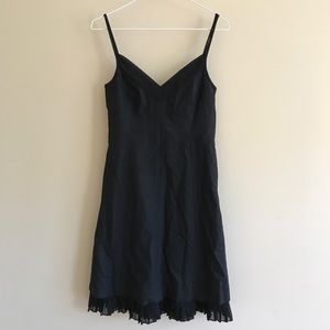 Theory sleeveless v-neck ruffled hem dress
